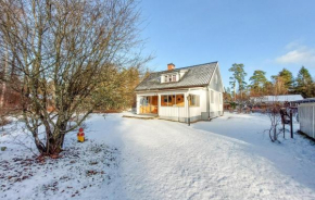 Cozy Home In Vittsjö With Wifi in Vittsjö